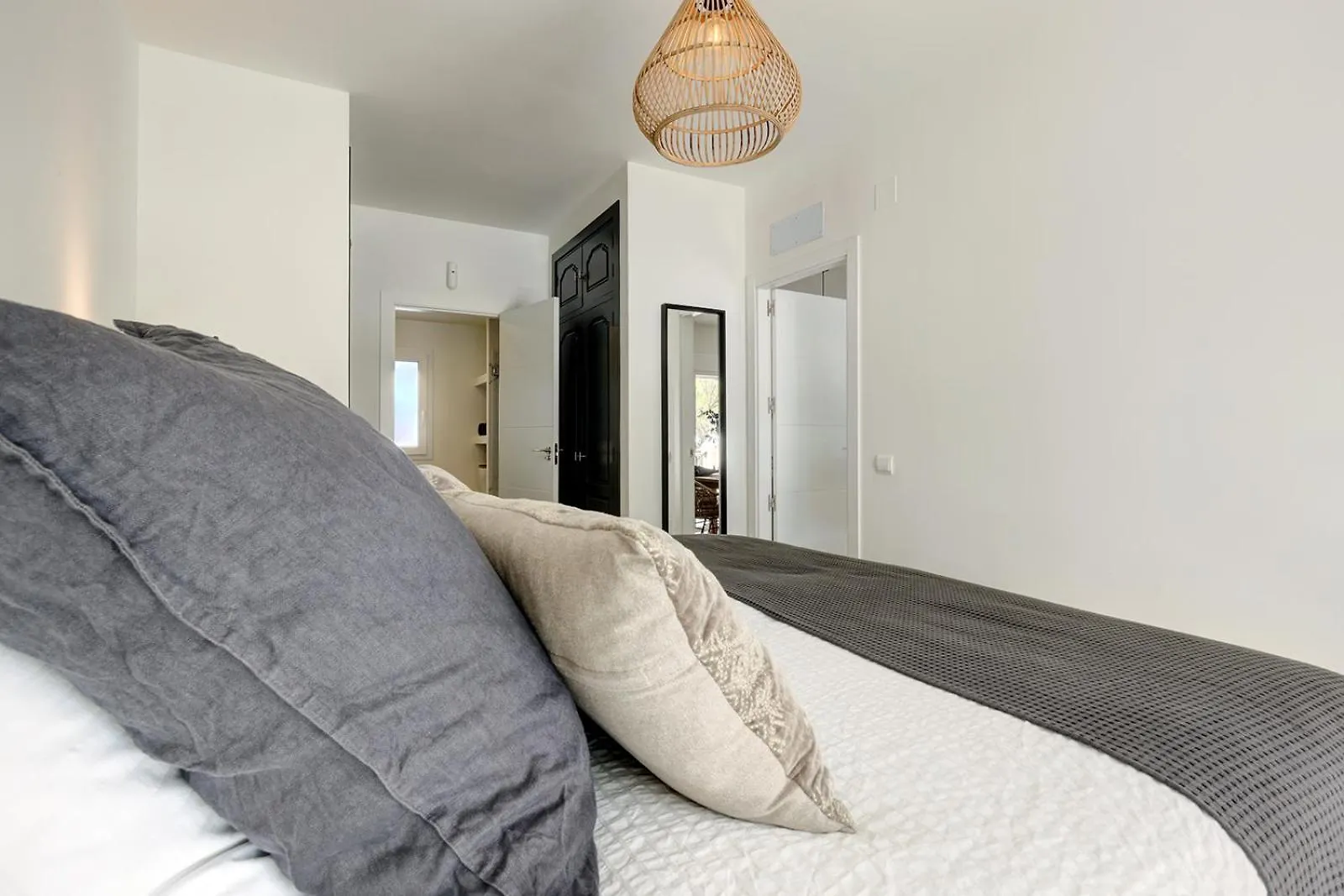 Apartment Alegro - Gerenoveerd Appartement Direct Aan Zee Estepona