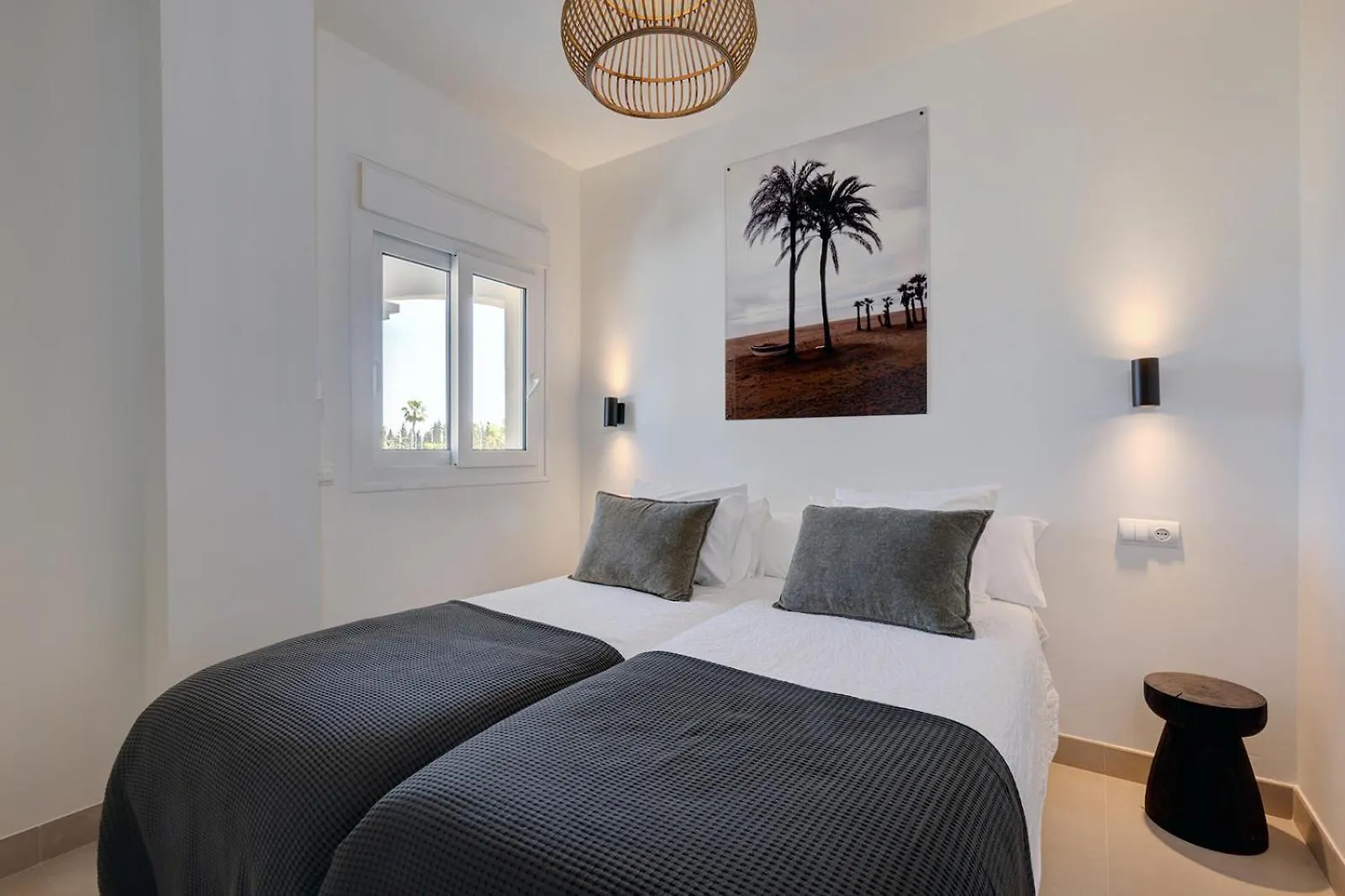 Apartment Alegro - Gerenoveerd Appartement Direct Aan Zee Estepona